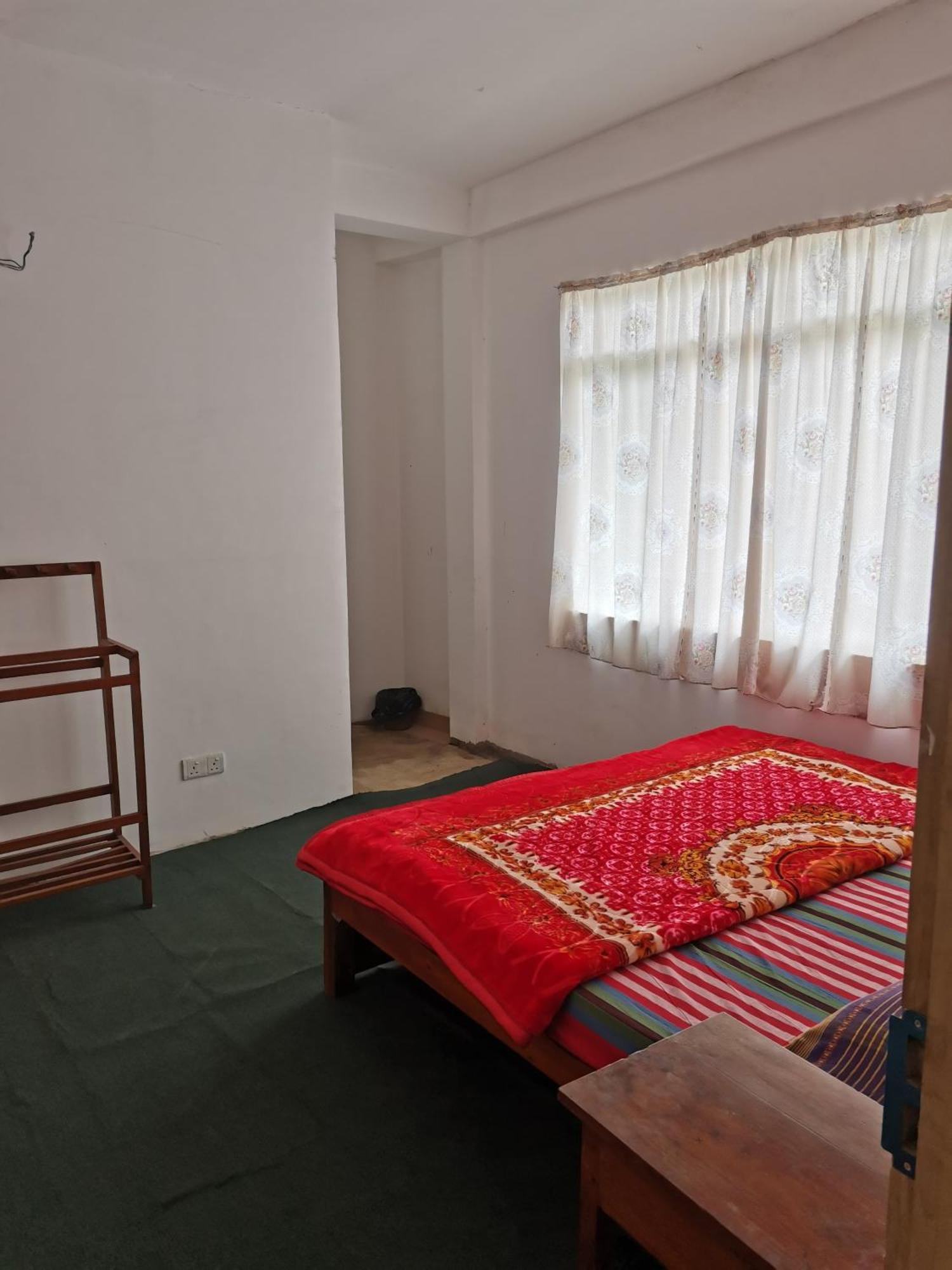 Traveler'S Choice Hotel Nuwara Eliya Exterior photo